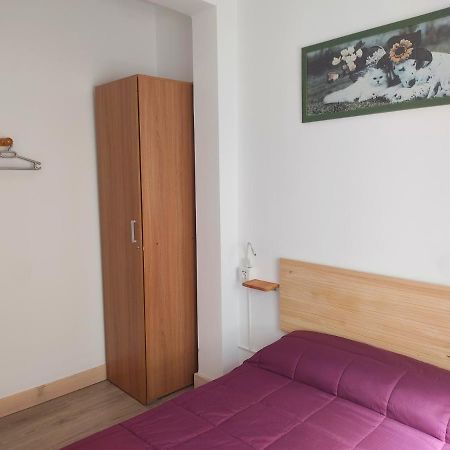 Albergue Santos Сантьяго-де-Компостела Екстер'єр фото